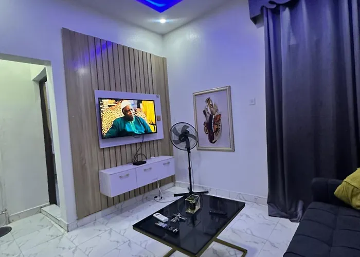 1Bedroom Flat At Magnanimous Apartments Ogudu 15 Mins To The Airport