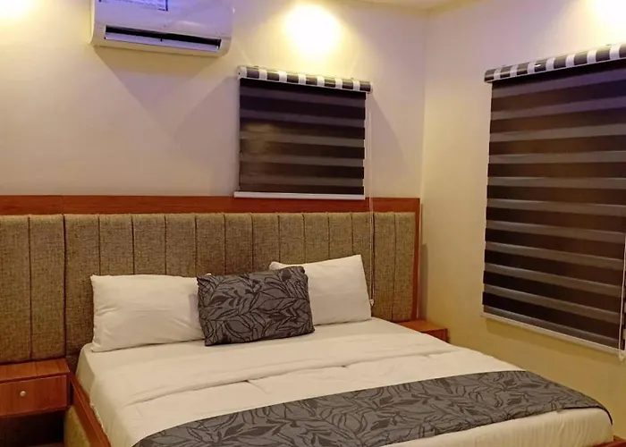 Experience In Style - Short Stay, Long Memories